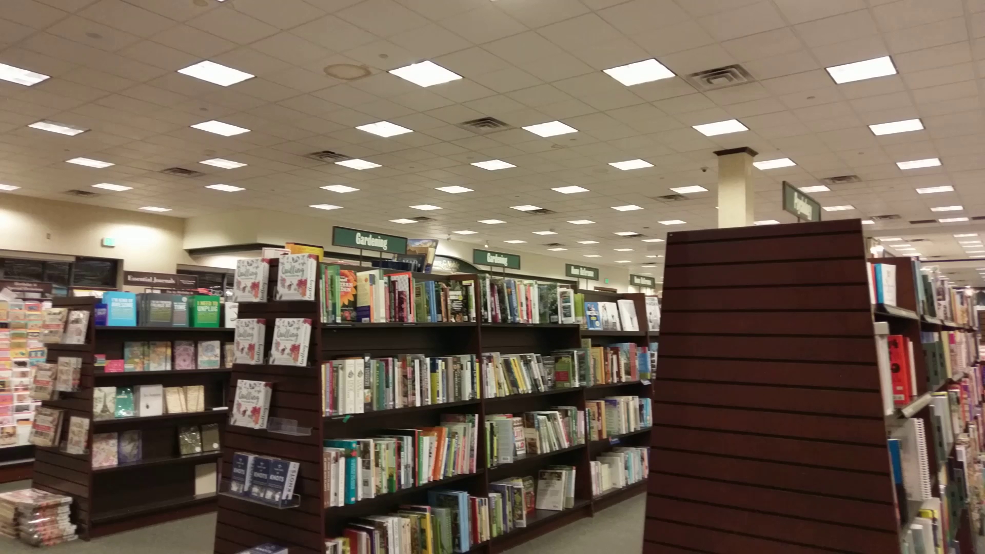 Barnes & Noble