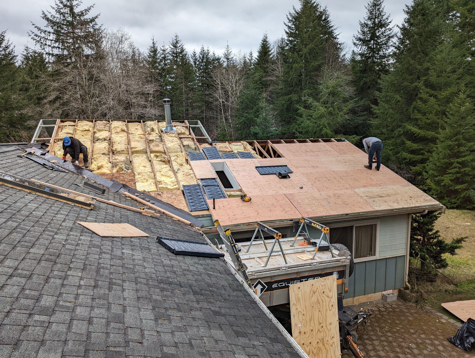 Easter Roofing & Gutters Inc. 92 Mox Chehalis Rd E, McCleary Washington 98557
