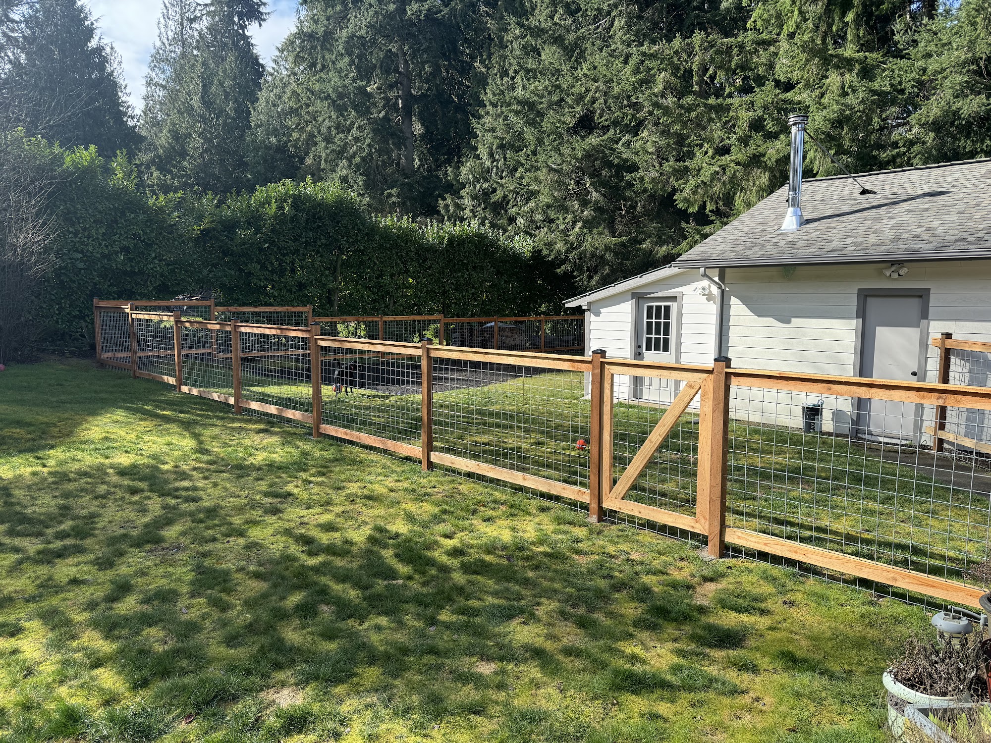 Heritage Landscaping, Fence & Deck LLC