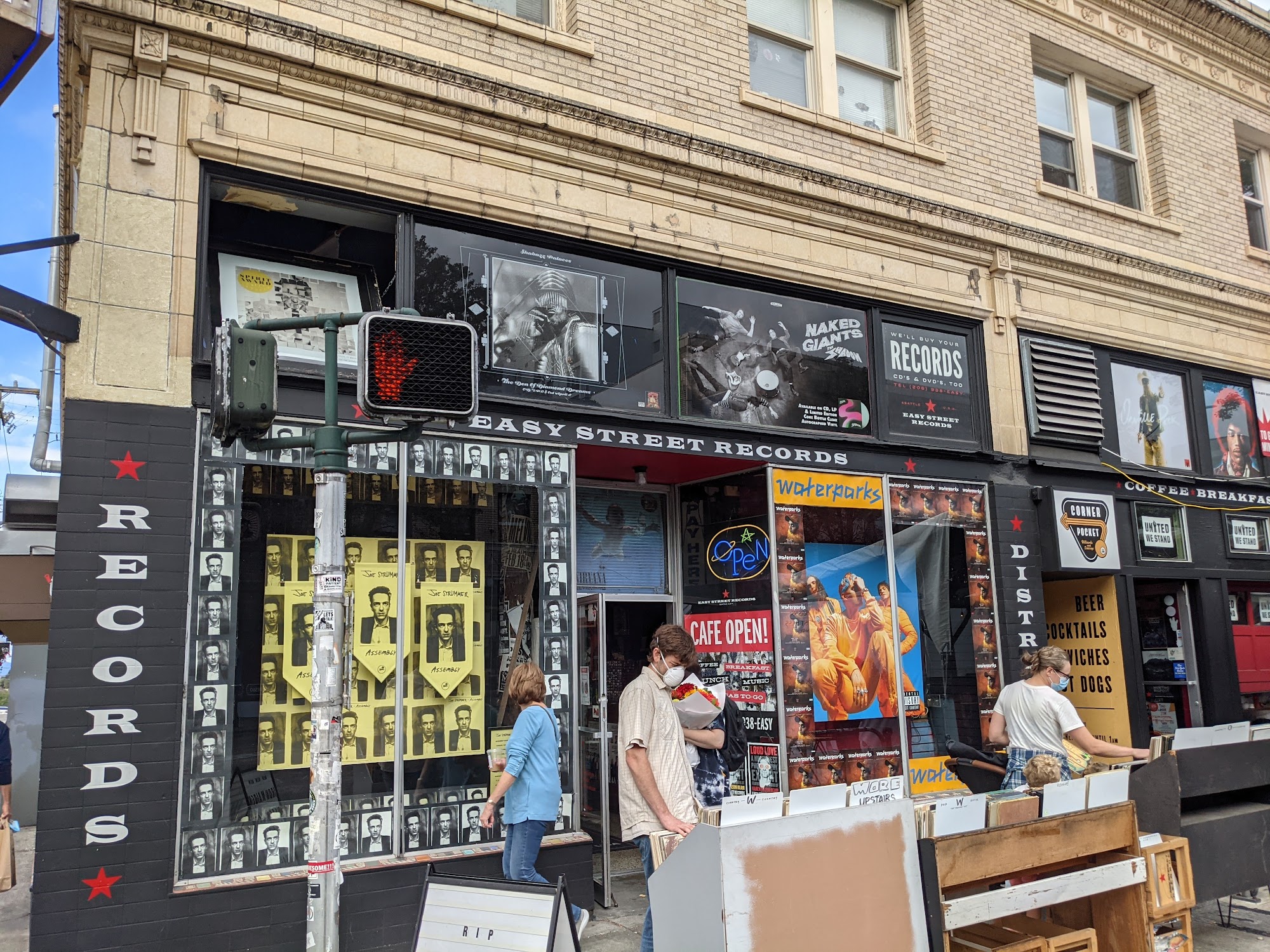 Easy Street Records & Cafe