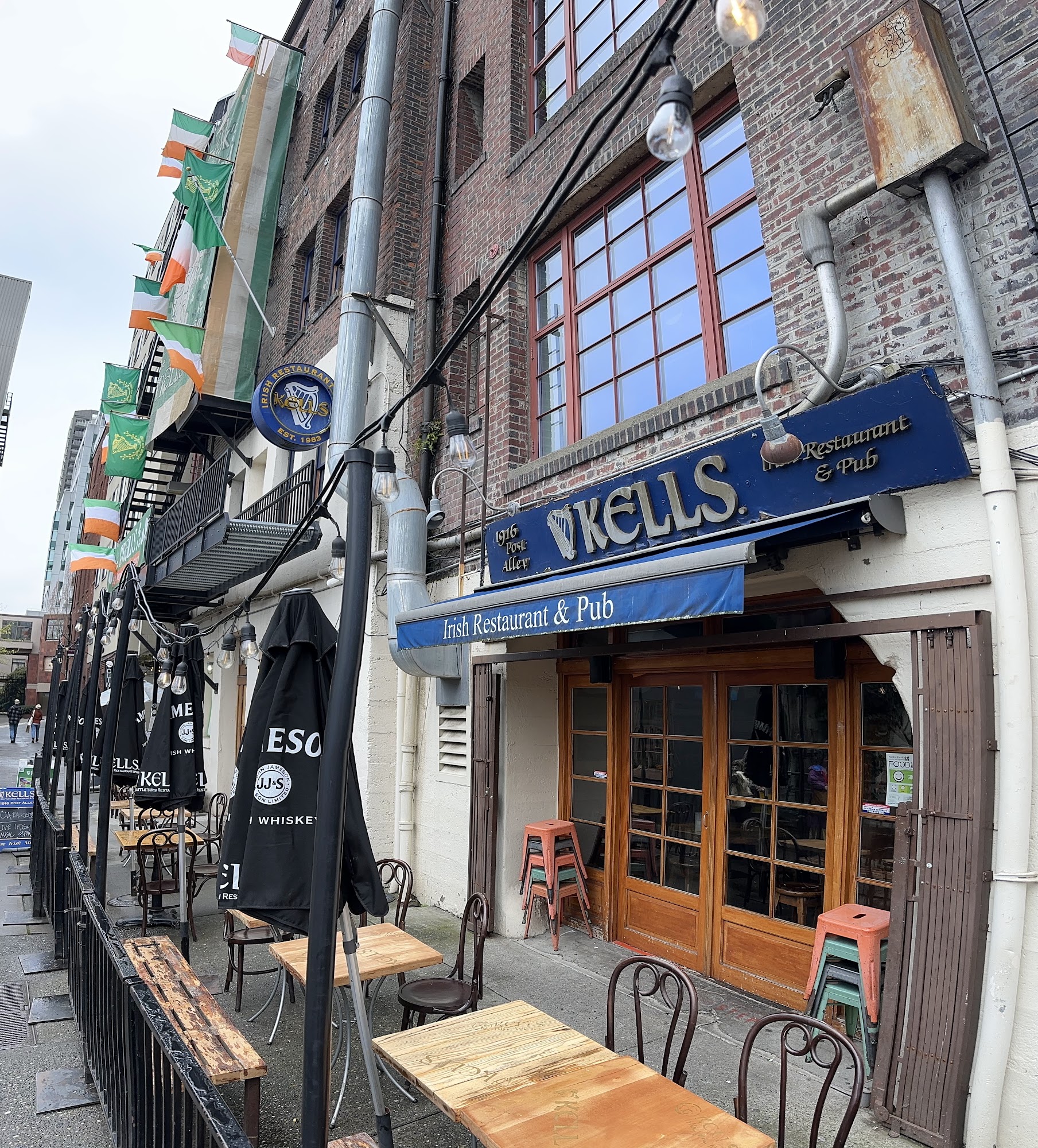 Kells Irish Restaurant & Pub