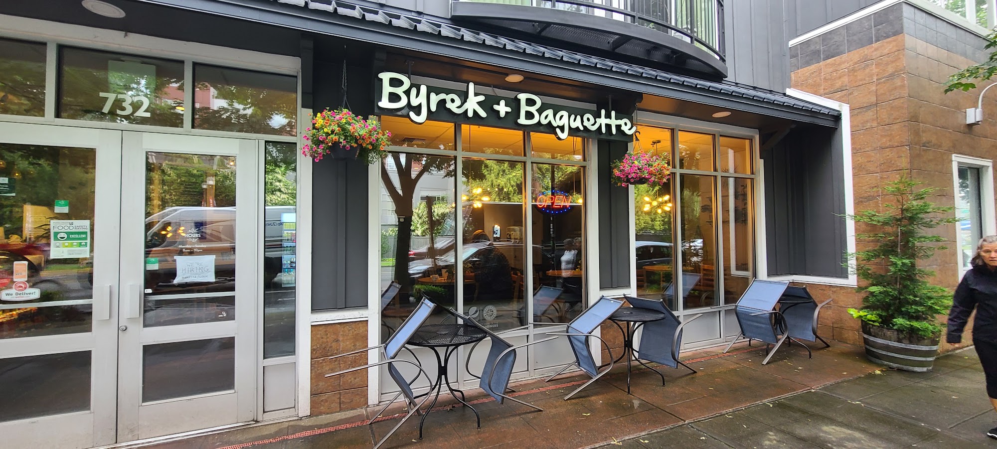 Byrek & Baguette