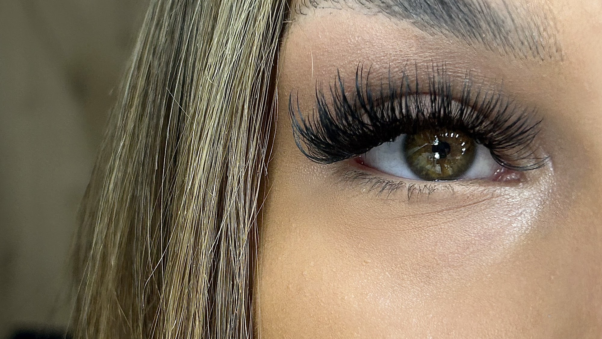 Haute Look Lashes & Brows