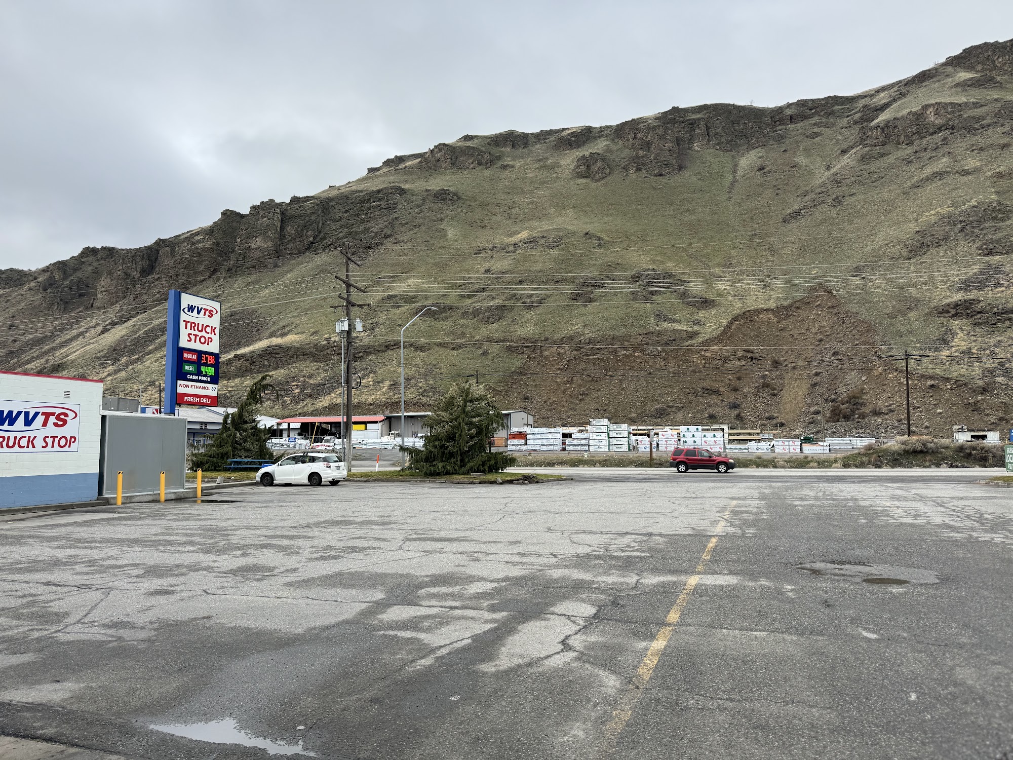 Wenatchee Valley Truck Stop