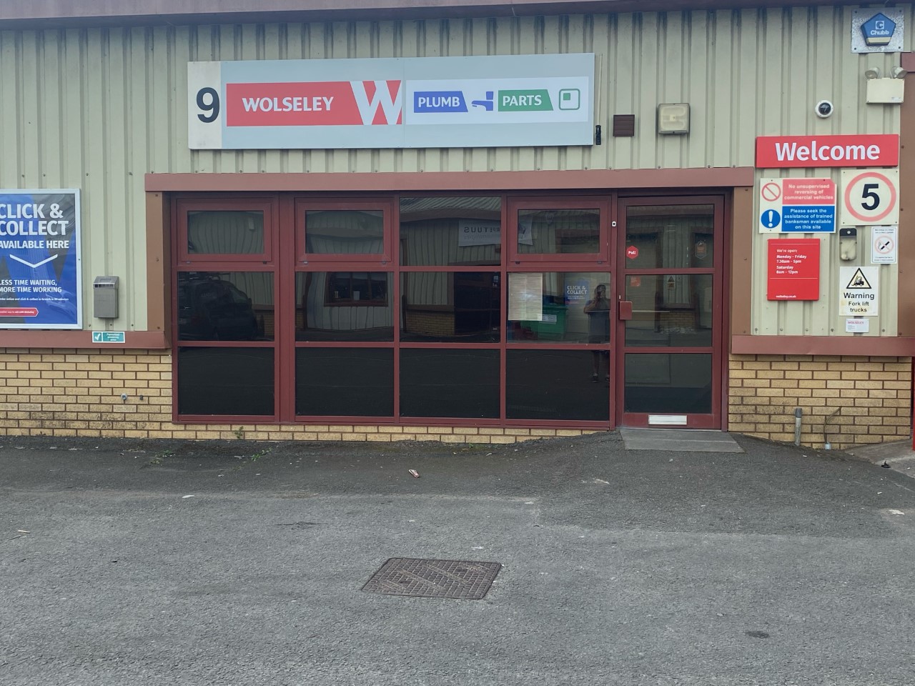 Wolseley Plumb & Parts Ammanford