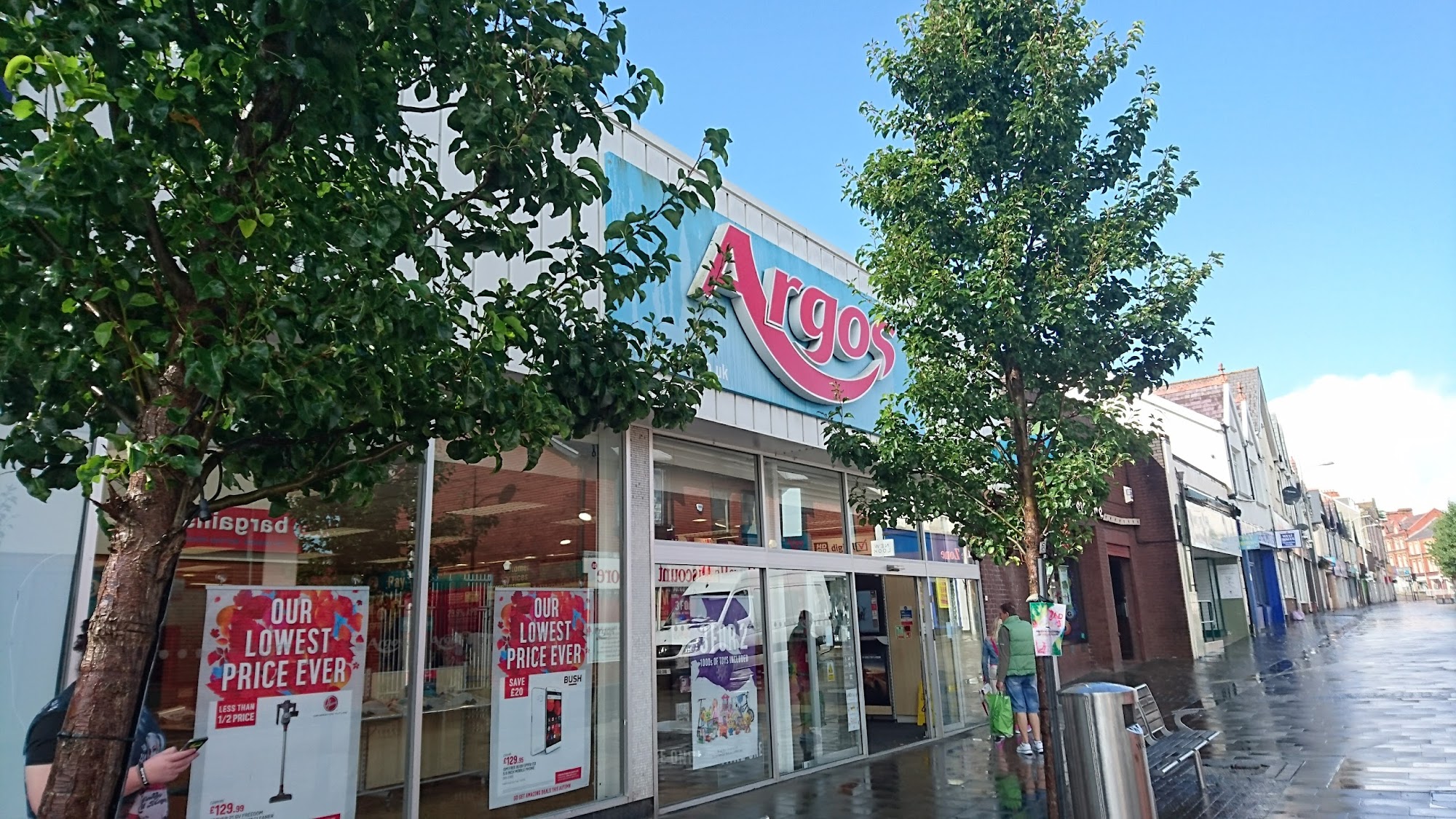 Argos Ammanford