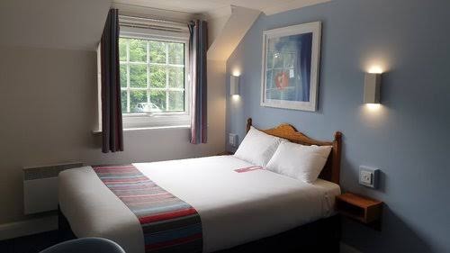 Travelodge Cardiff Airport