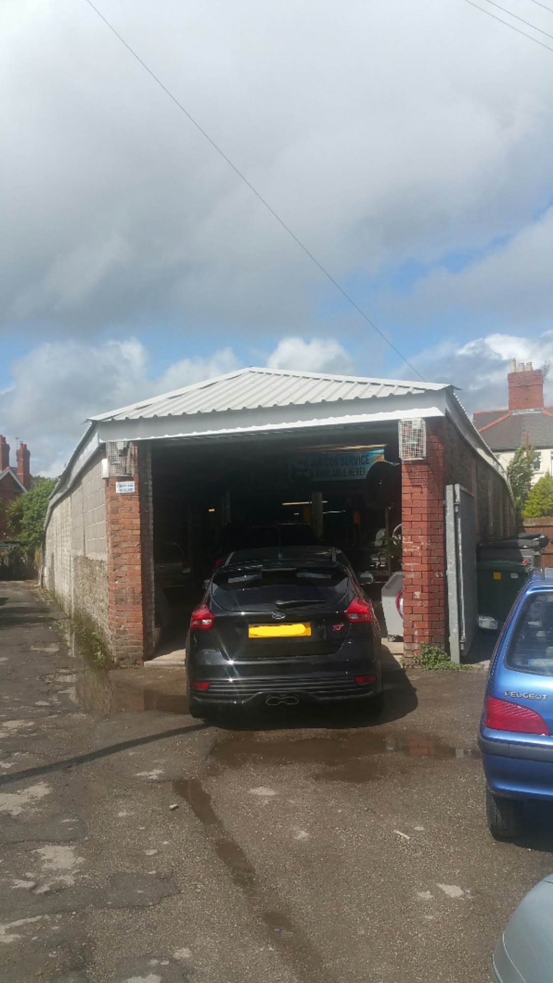 Central Garage - Llandaff North