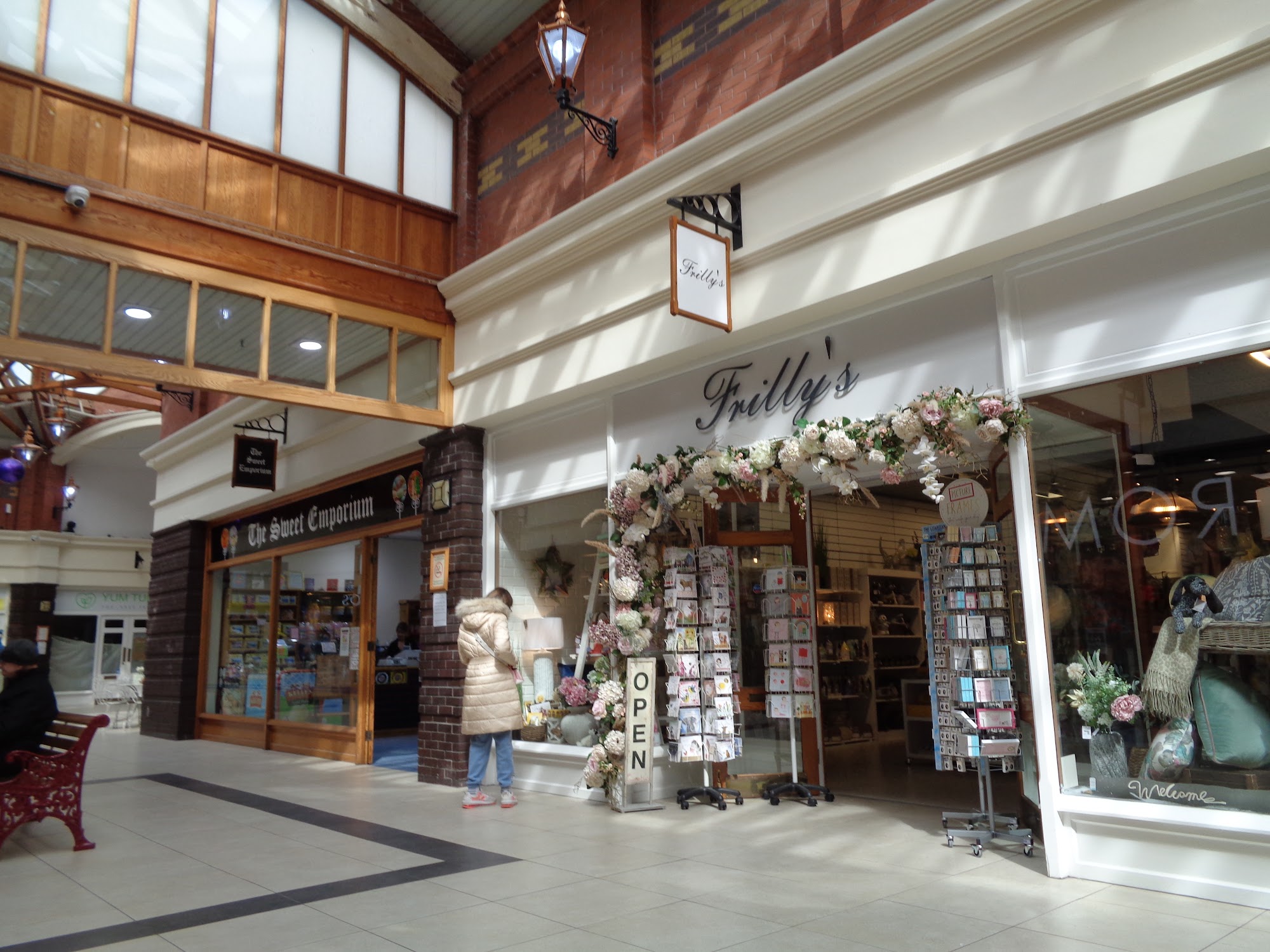 Victoria Shopping Centre