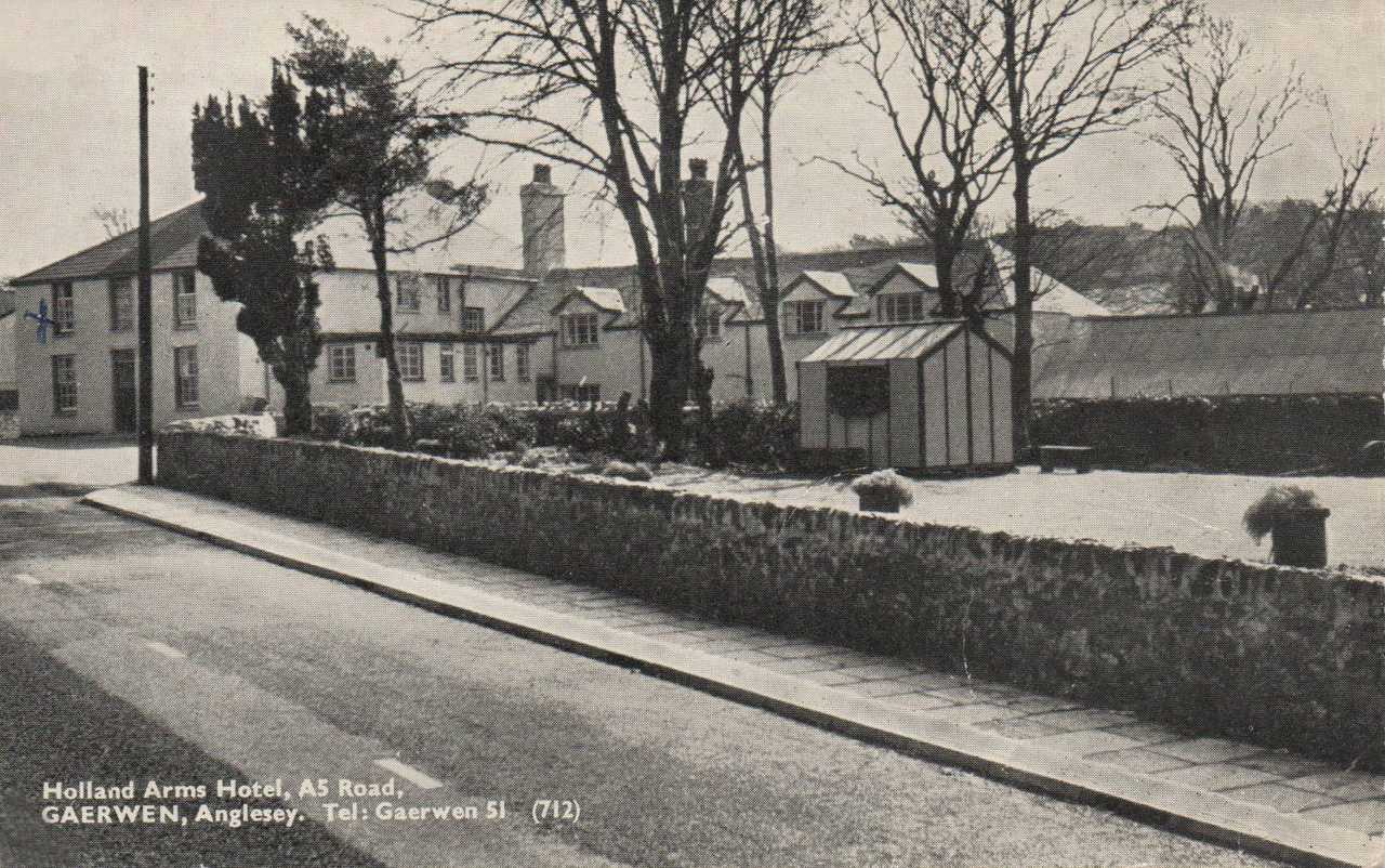 Holland Arms Hotel