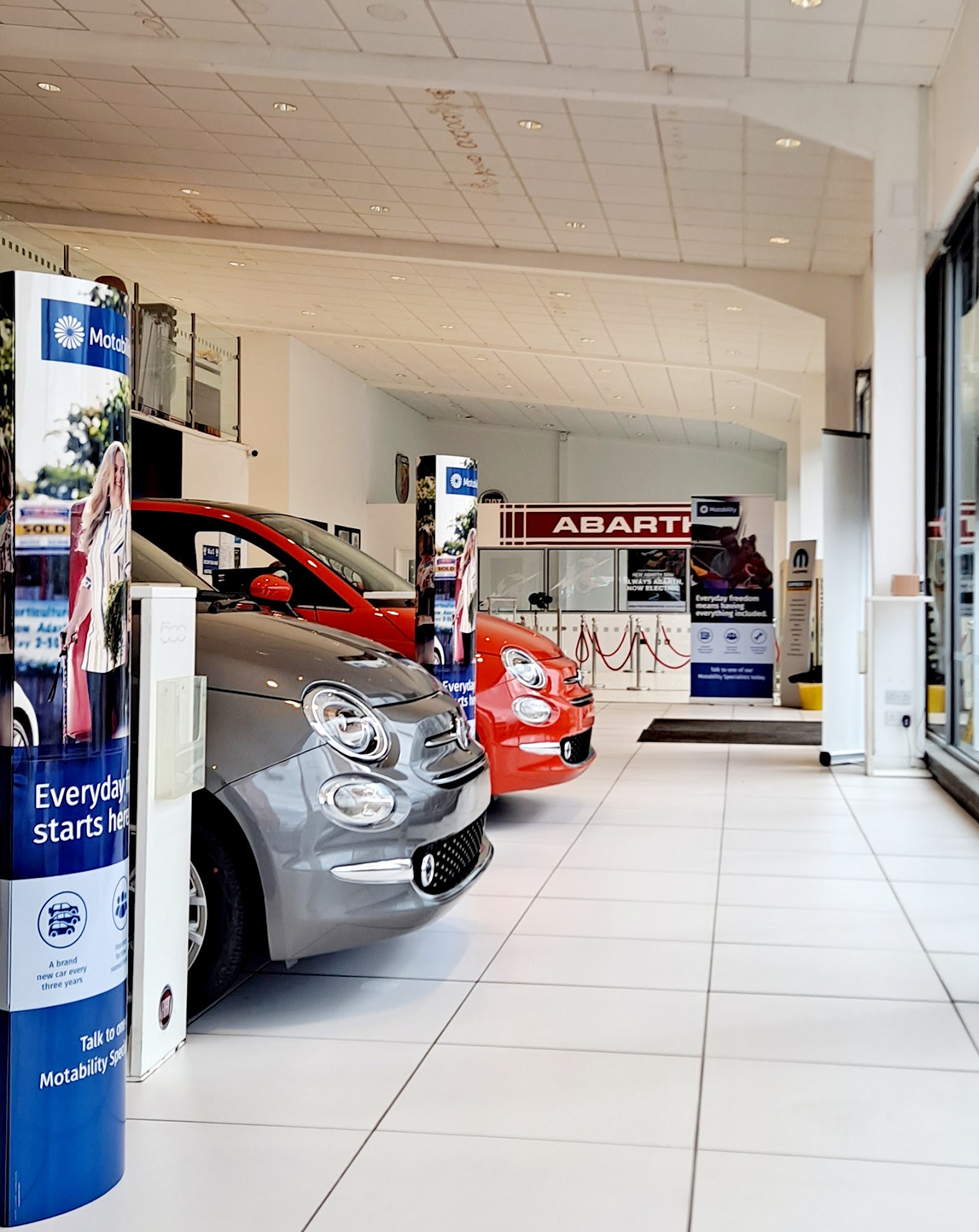 Griffin Mill Peugeot (Pontypridd)