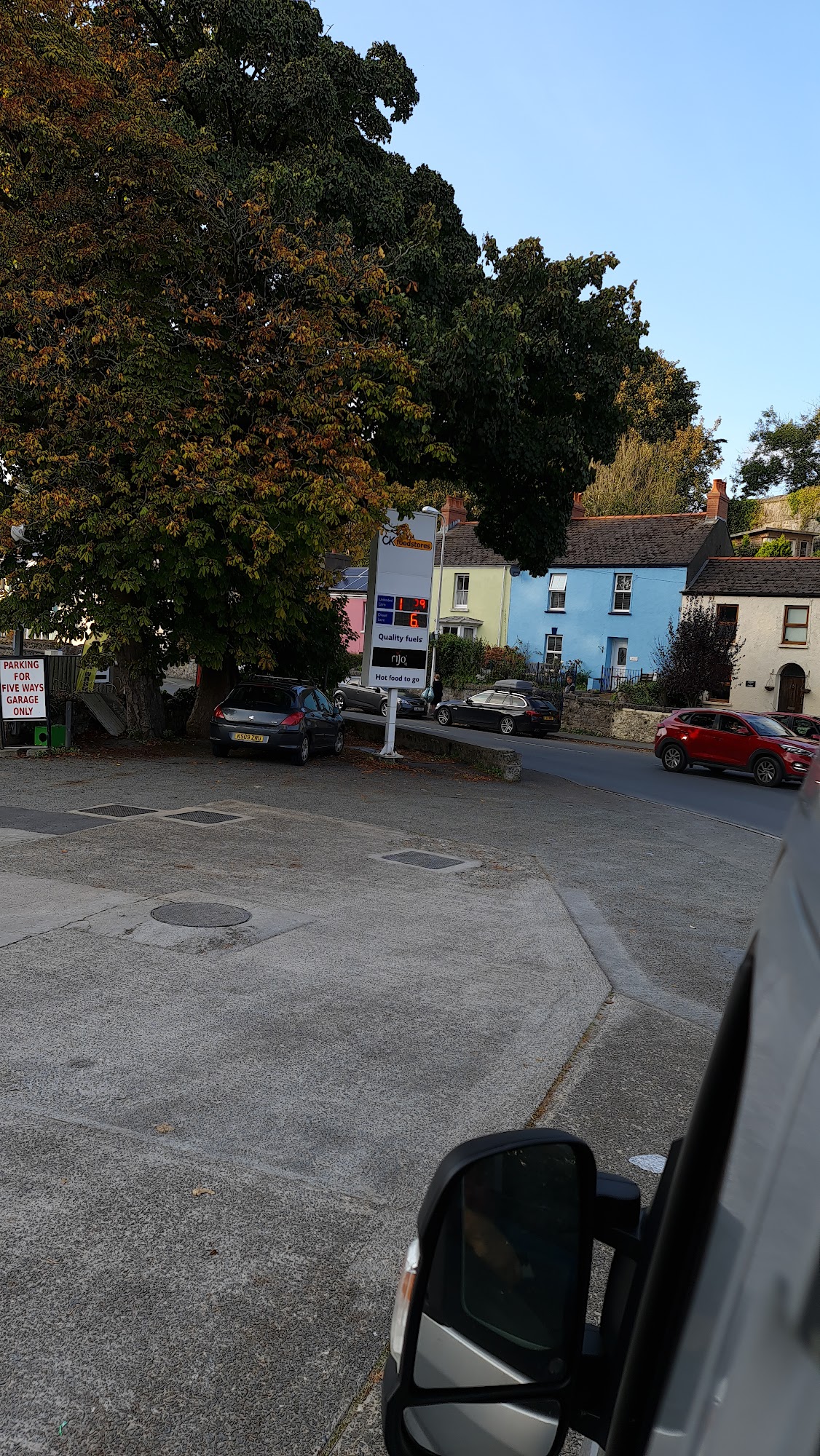 Fiveways Garage