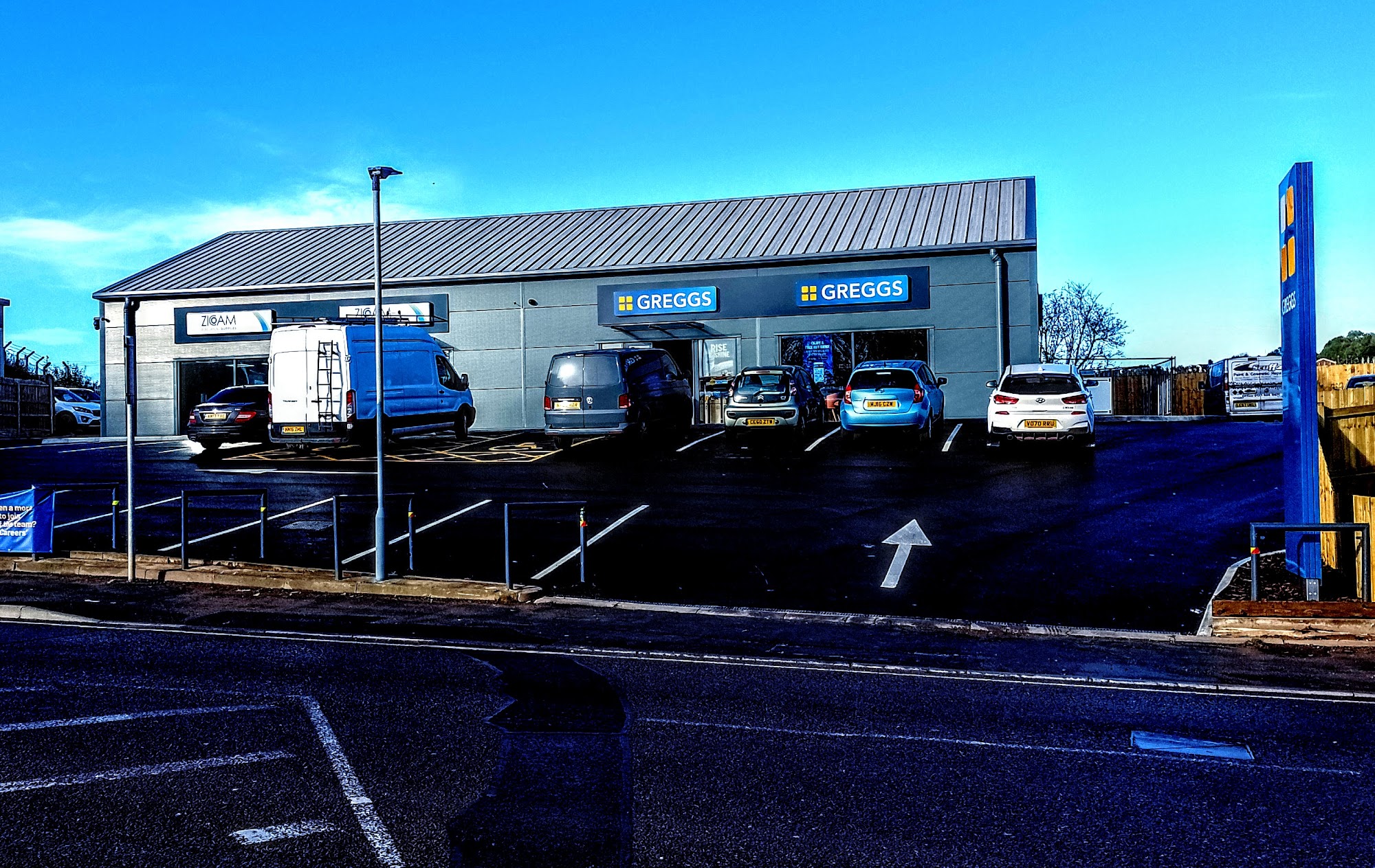 Formula One Autocentres - Lye