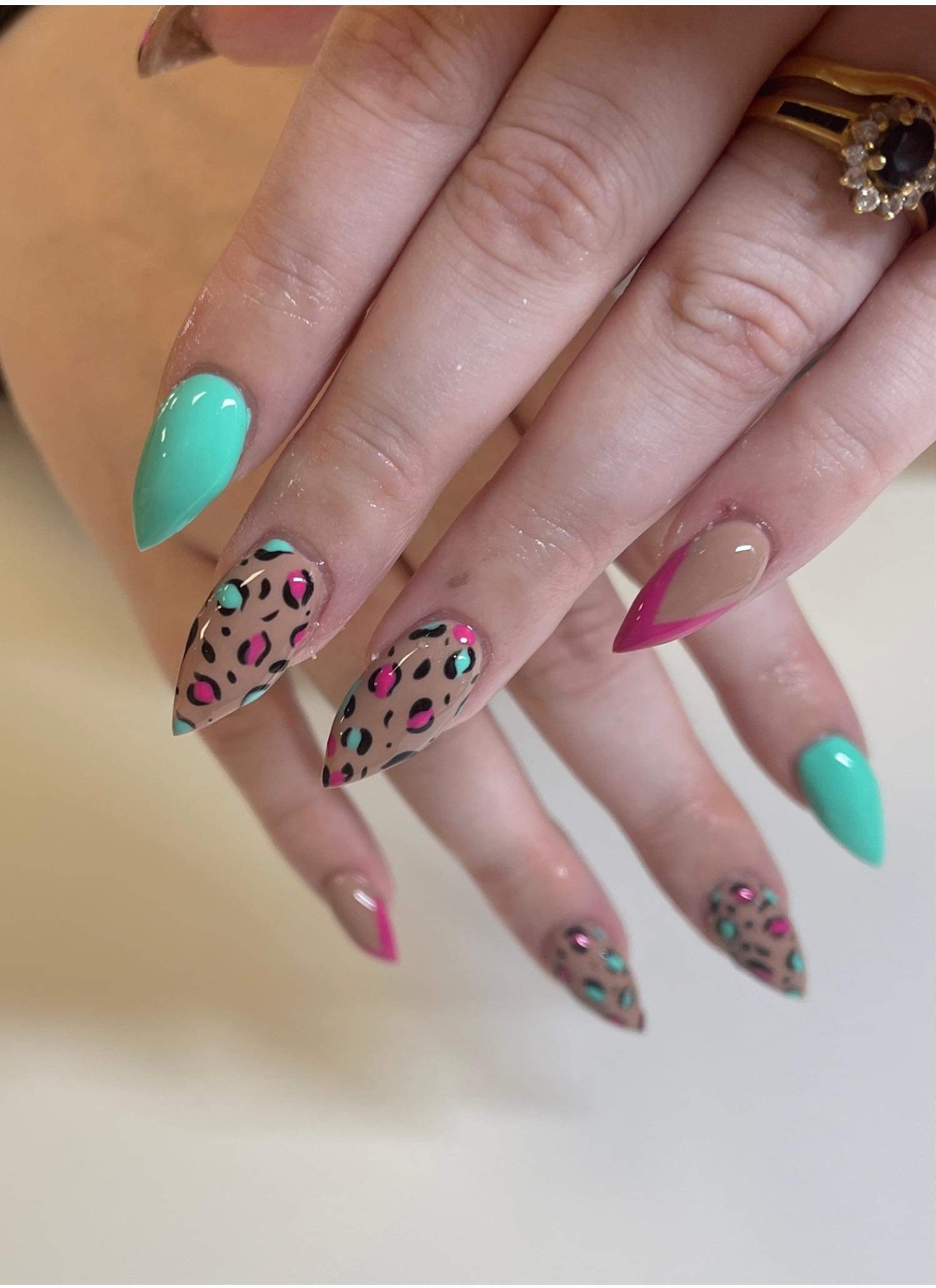 Meraki - Nails, Hair & Beauty