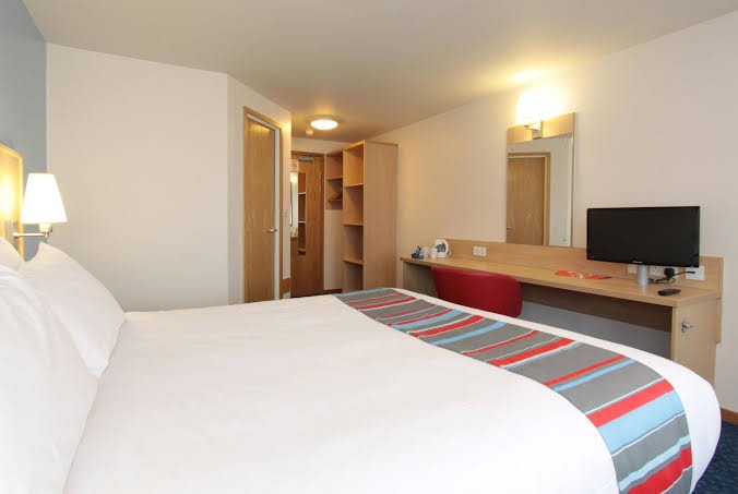 Travelodge Birmingham Central Broadway Plaza