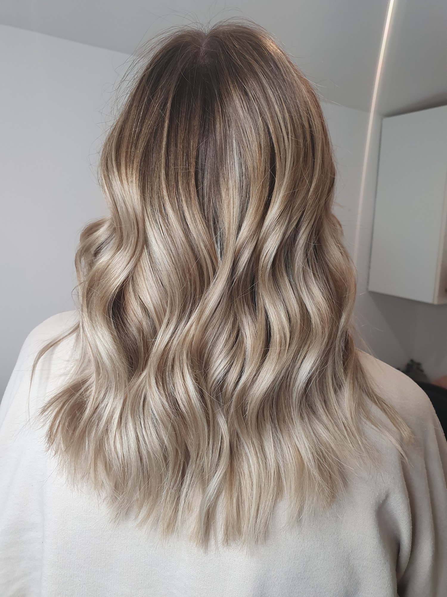 Luna hair and beauty