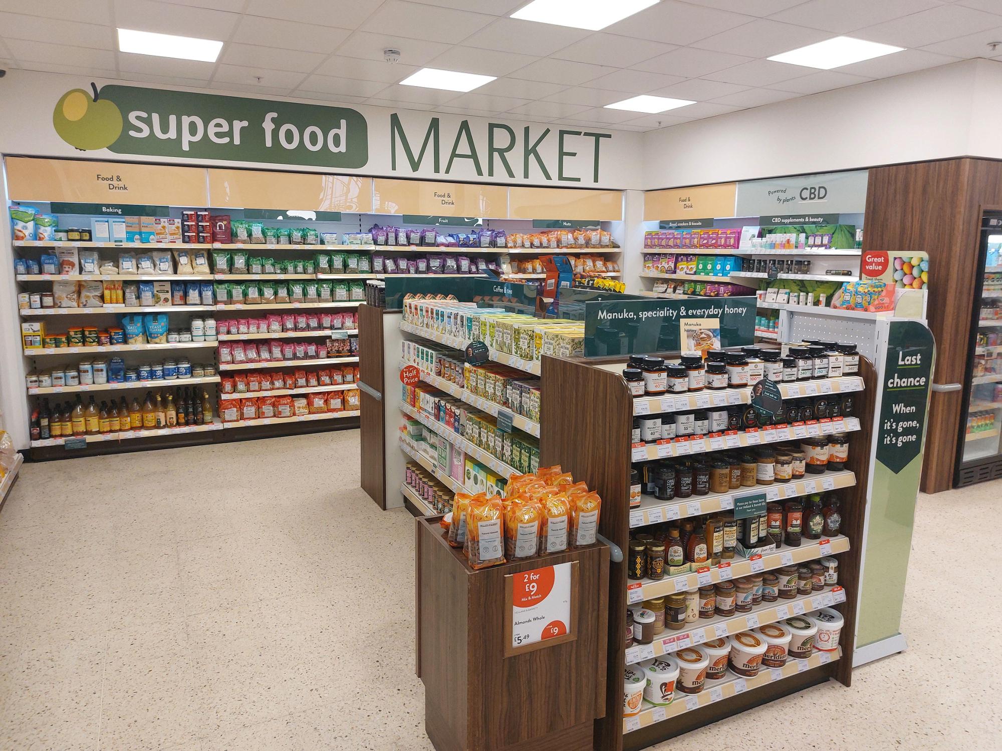 Holland & Barrett - Dudley Tesco