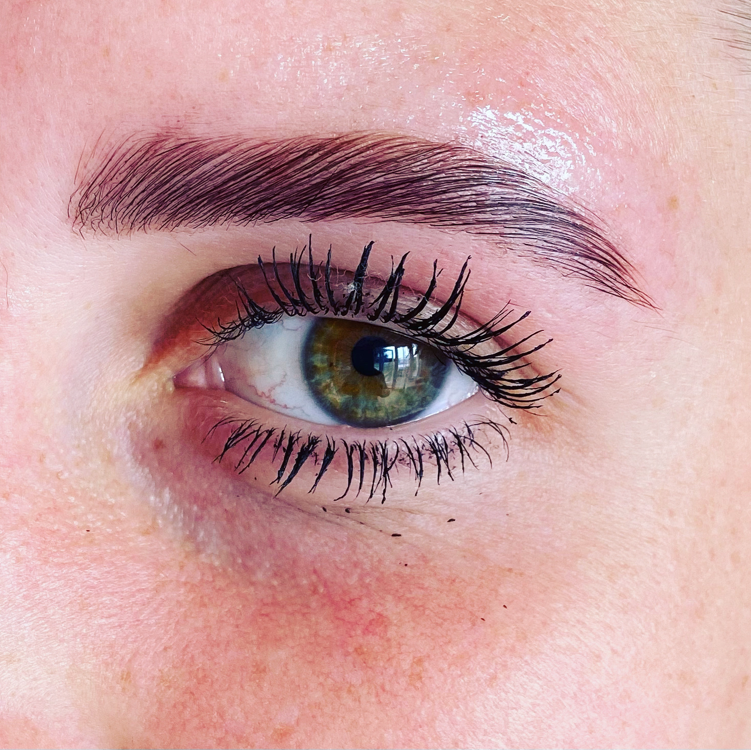 Candella Stewart Lashes: Brows: Nails: Beauty