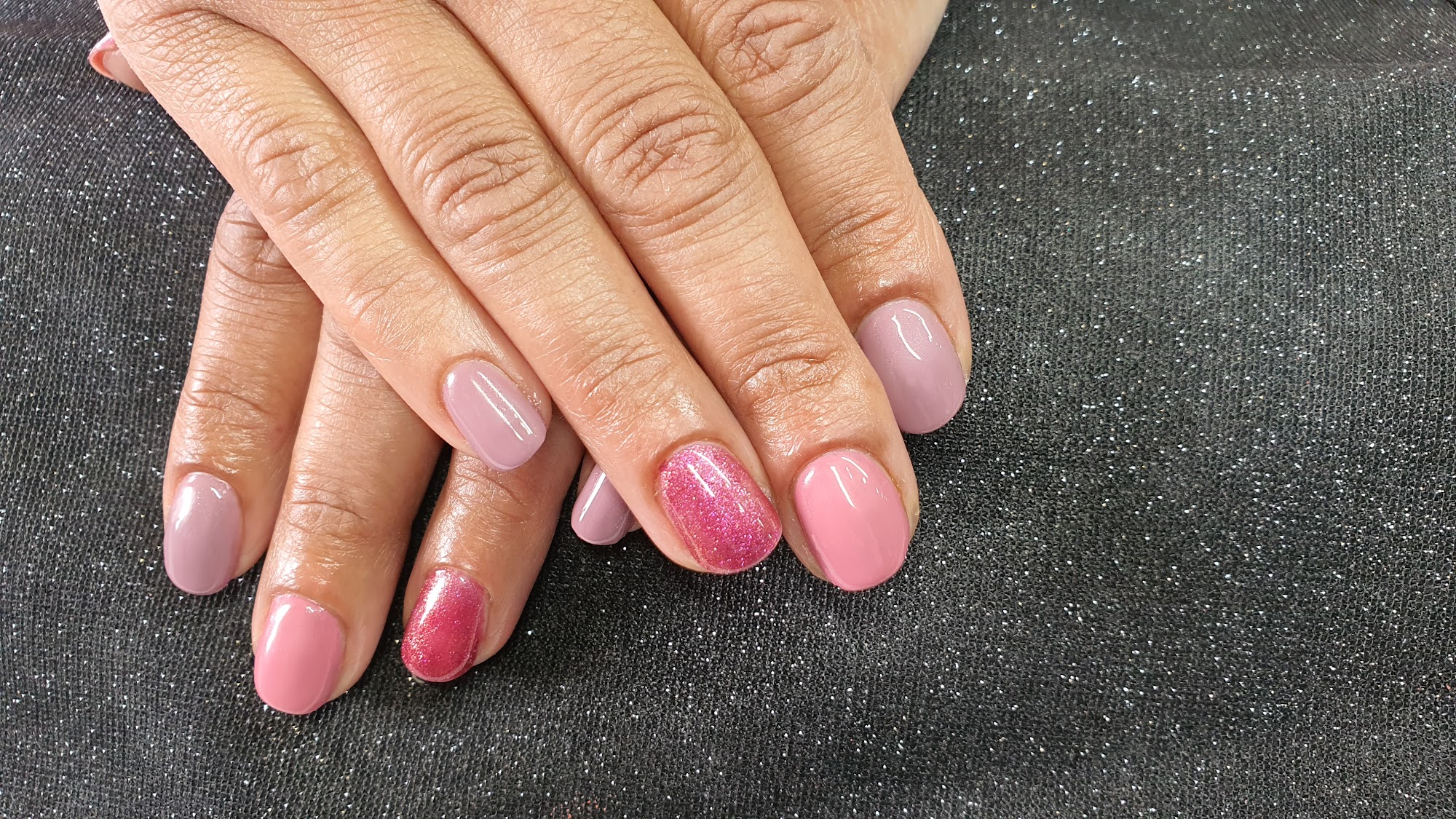 Ooh! Hair & Beauty
