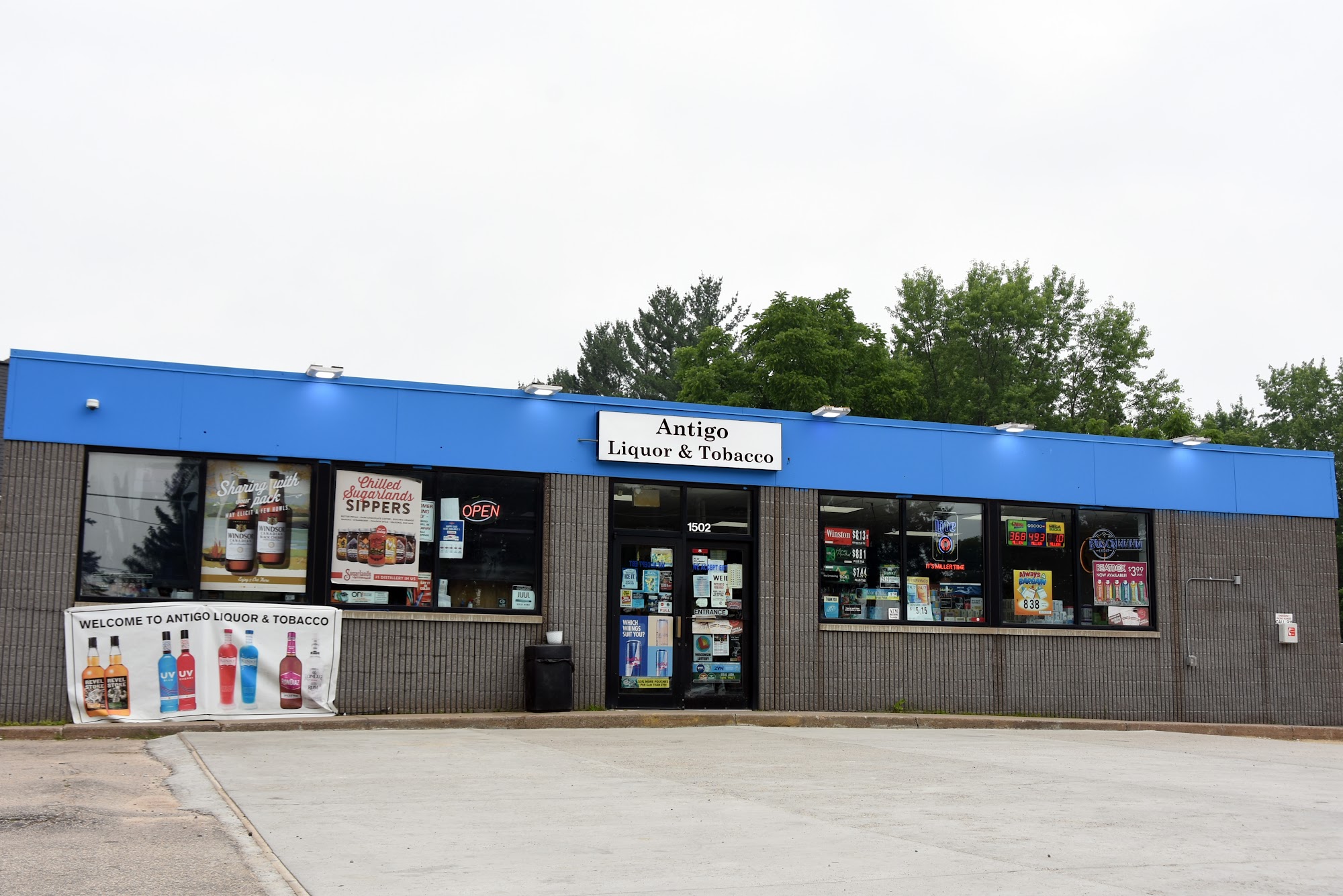 Antigo Liquor & Tobacco Convenience Store