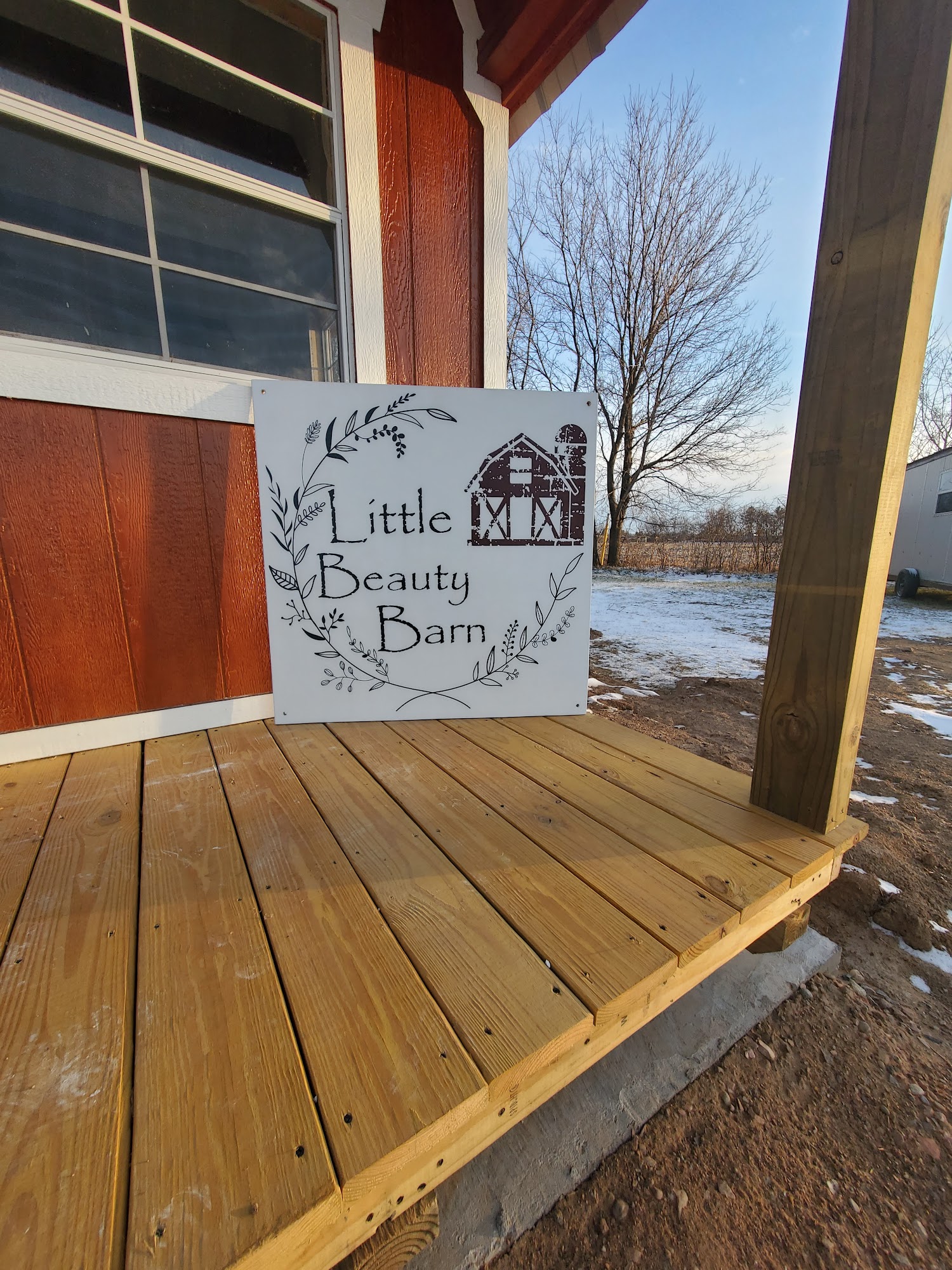 Little Beauty Barn 1427 16th St, Barron Wisconsin 54812