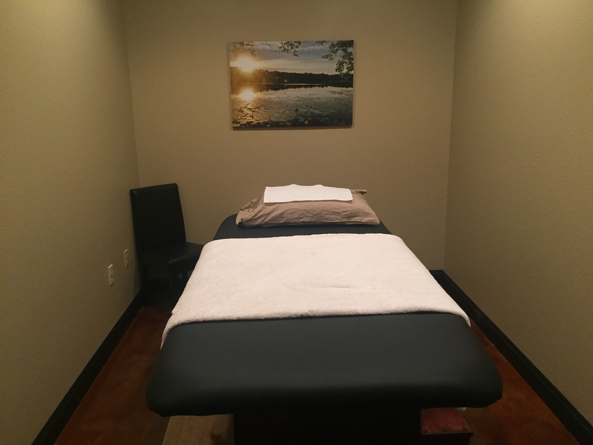 Lake Country Acupuncture W307 N1497, Golf Rd Ste 104, Delafield Wisconsin 53018