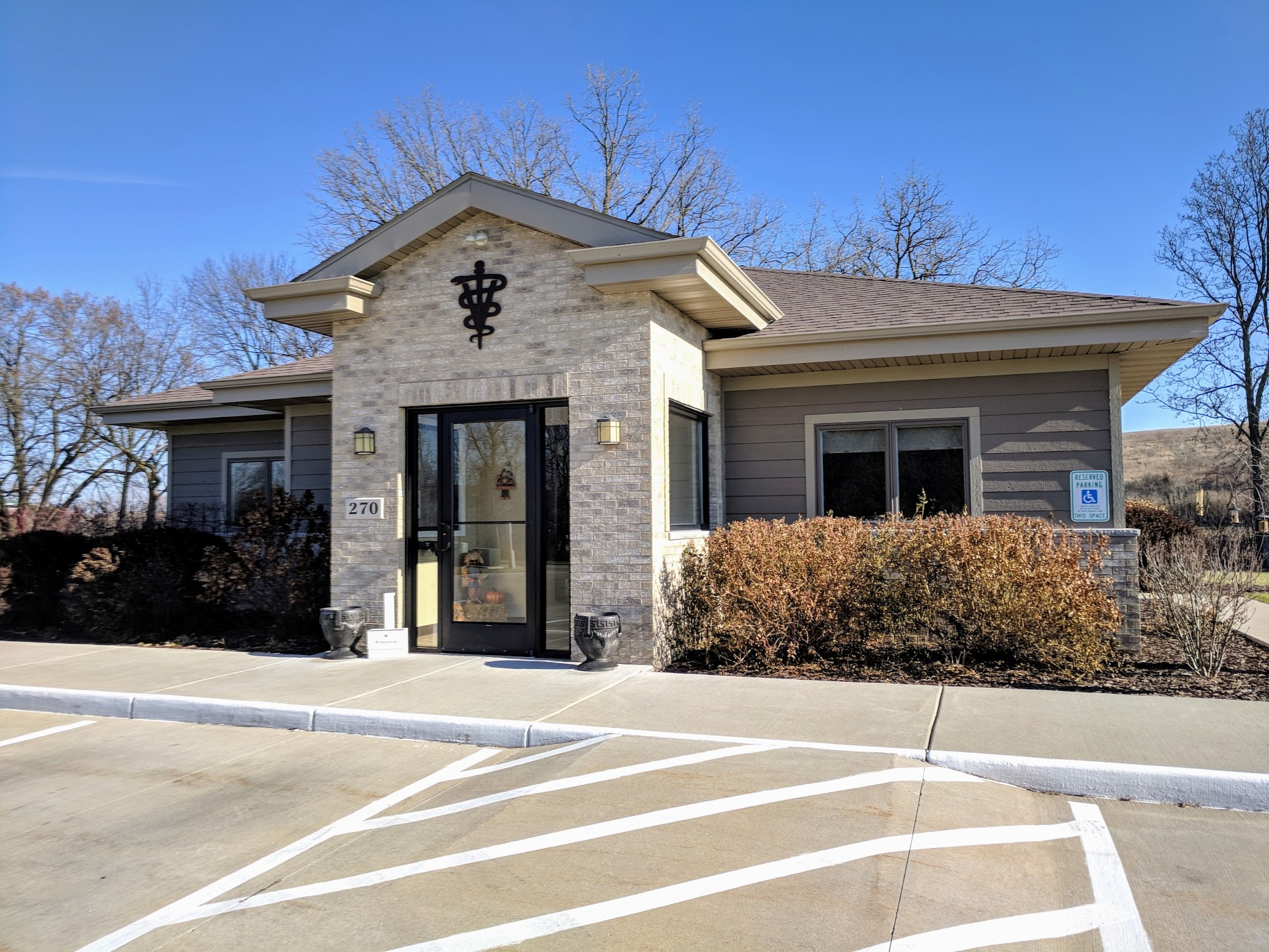 Johnson Creek Veterinary Care 270 Wright Rd, Johnson Creek Wisconsin 53038