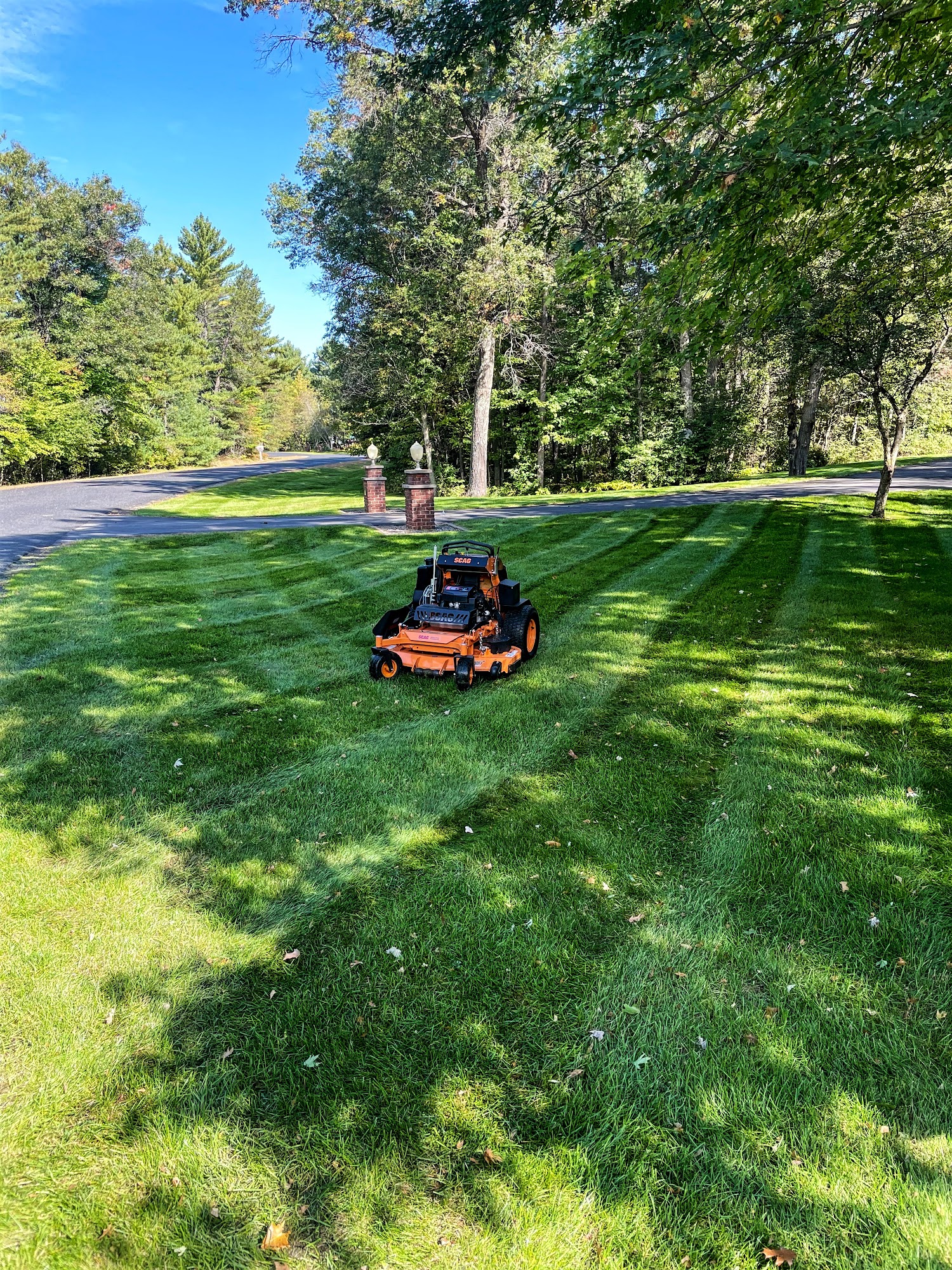 Premier Lawn & Landscape LLC