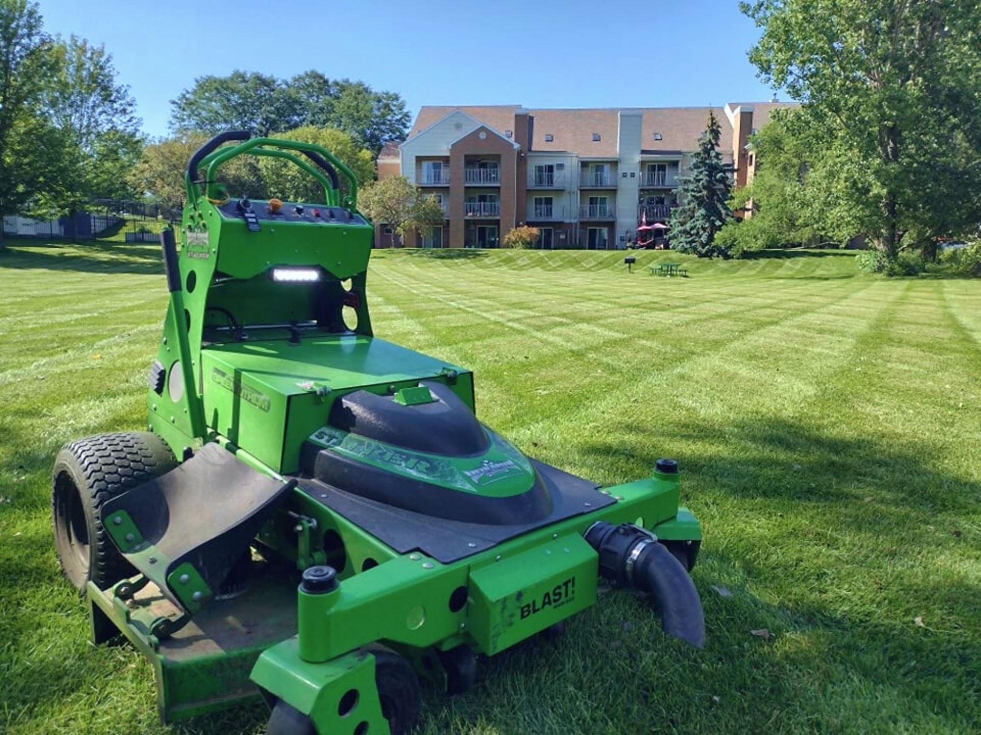 Eco Lawn Care & Mowing Service | Green Mowers LLC