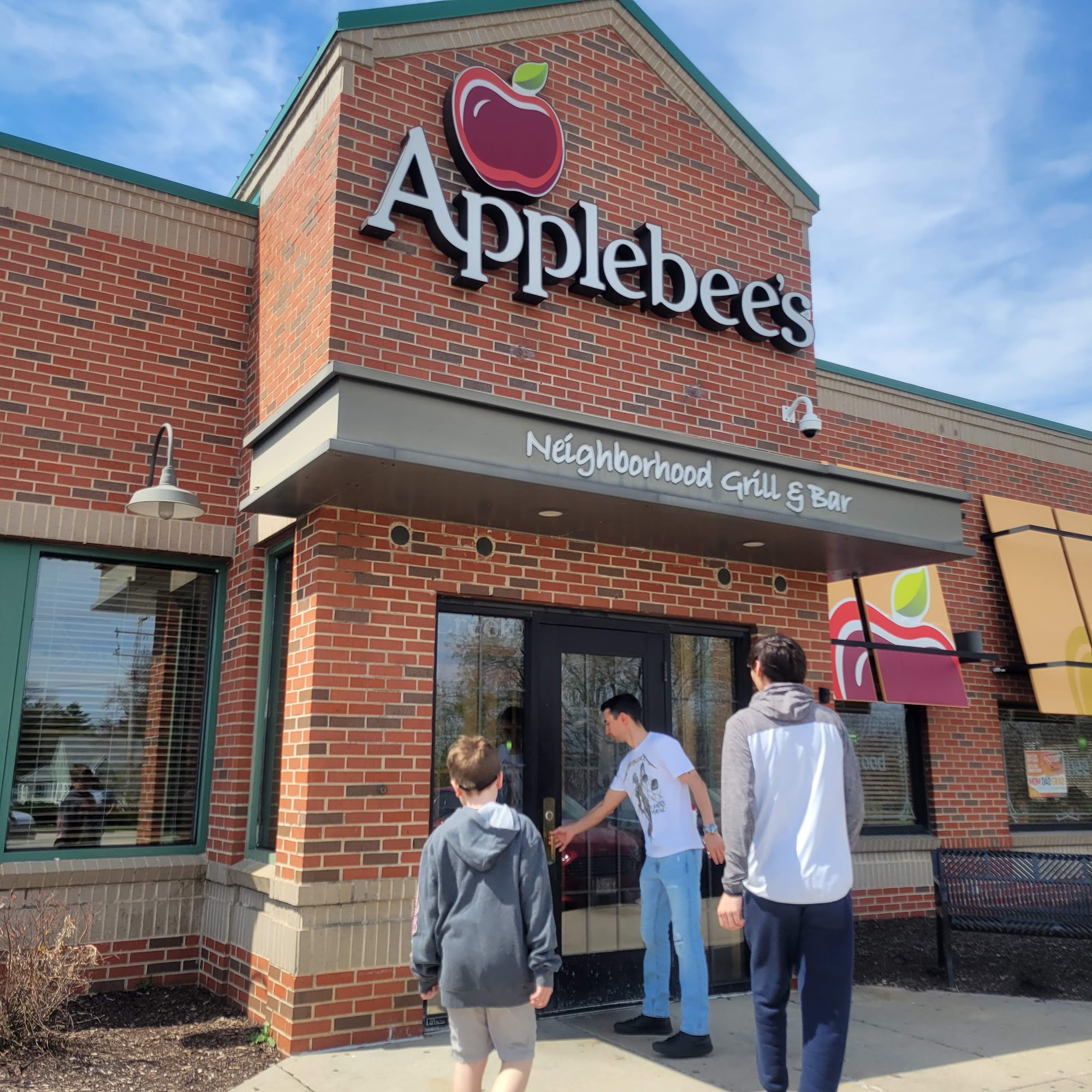 Applebee's Grill + Bar