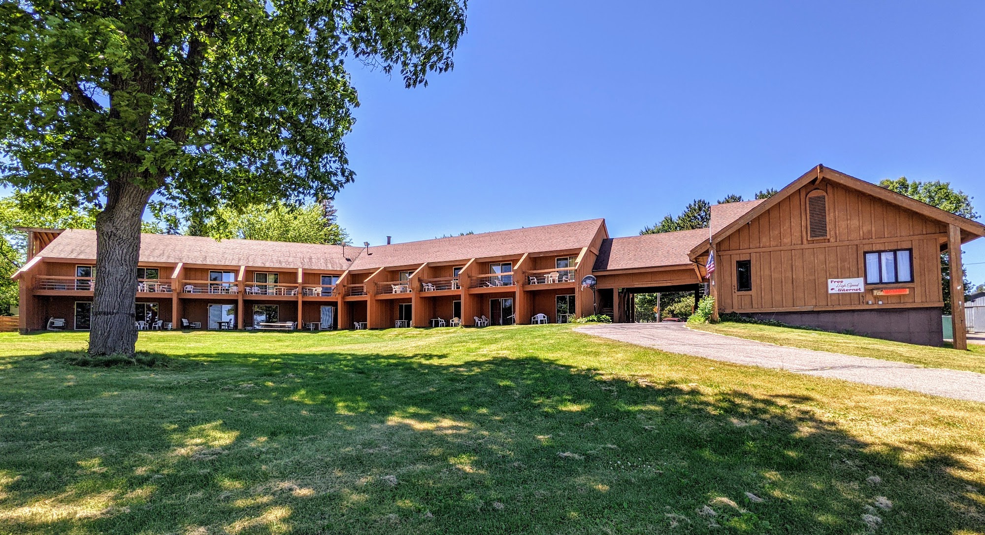 Timber Inn Motel