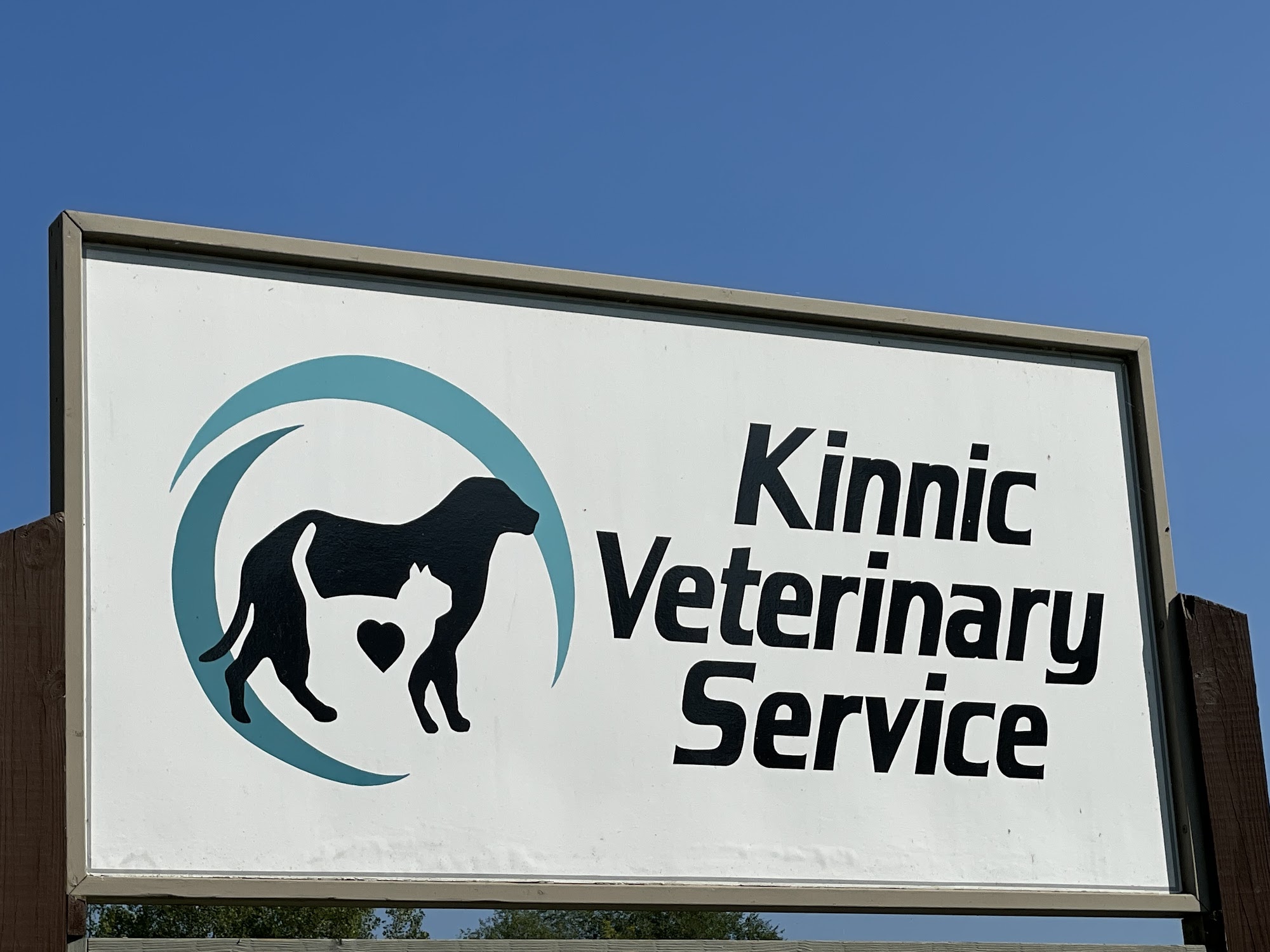 Kinnic Veterinary Service 1333 N Main St, River Falls Wisconsin 54022