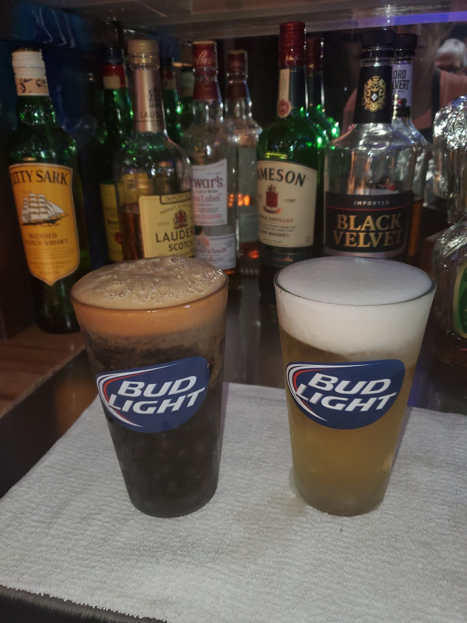 Stella's 467 Dough Box & Roadhouse